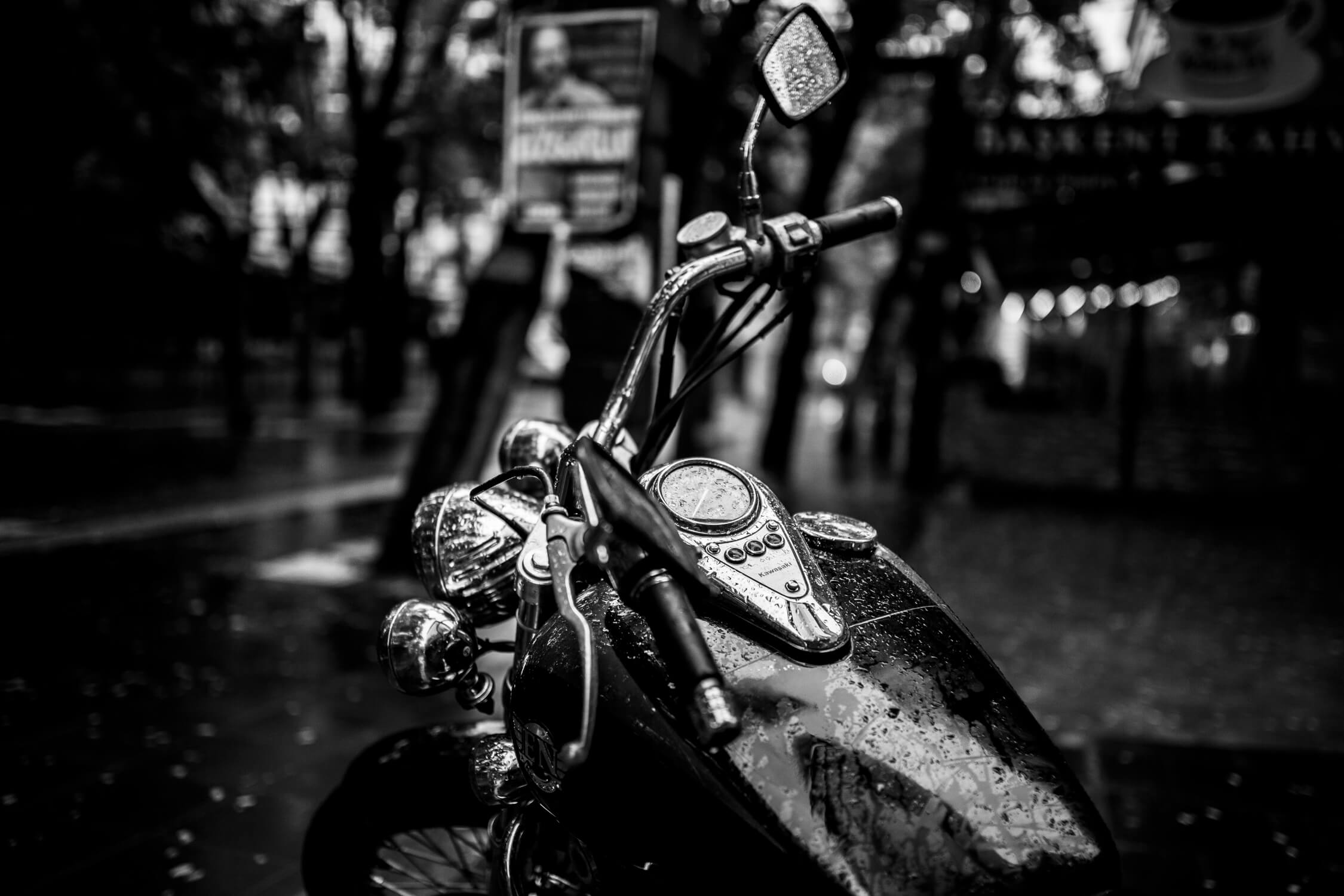 Harley Davidson Black and White Motorcycle Wallpaper | Murals Wallpaper